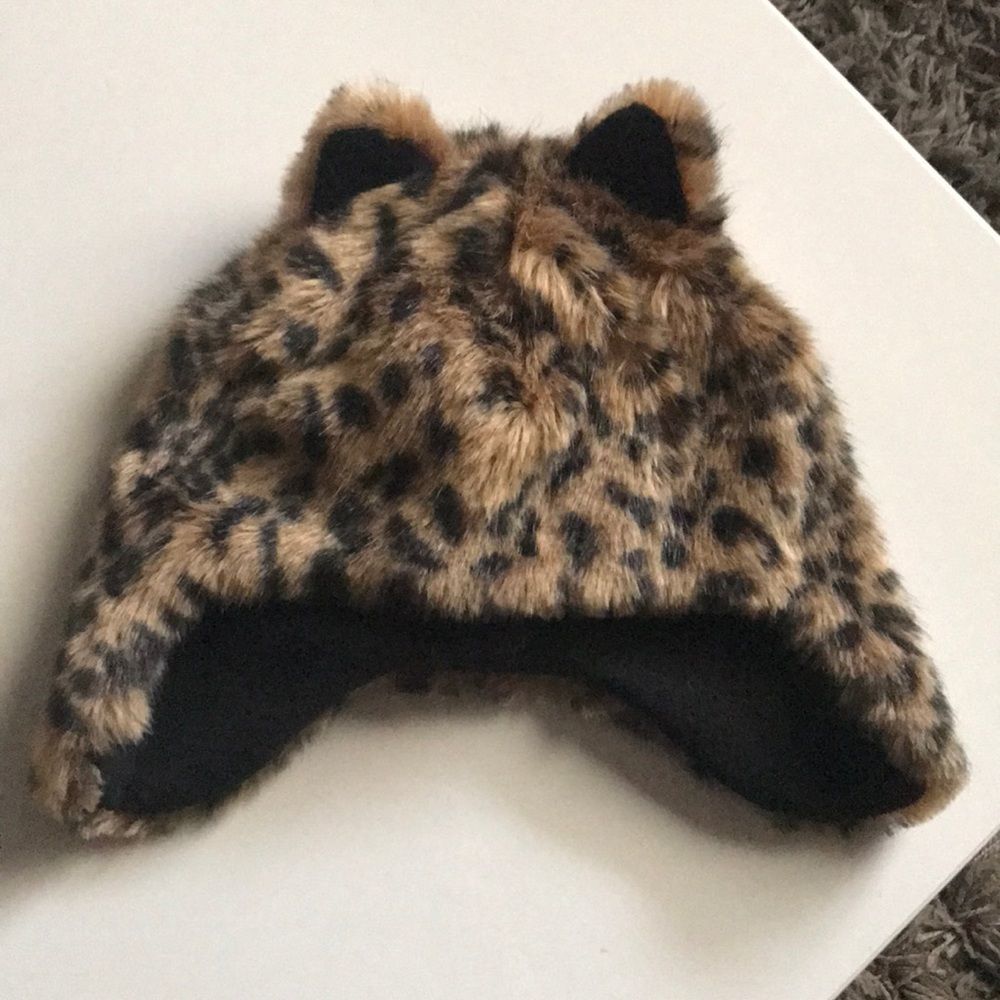 Fur hat